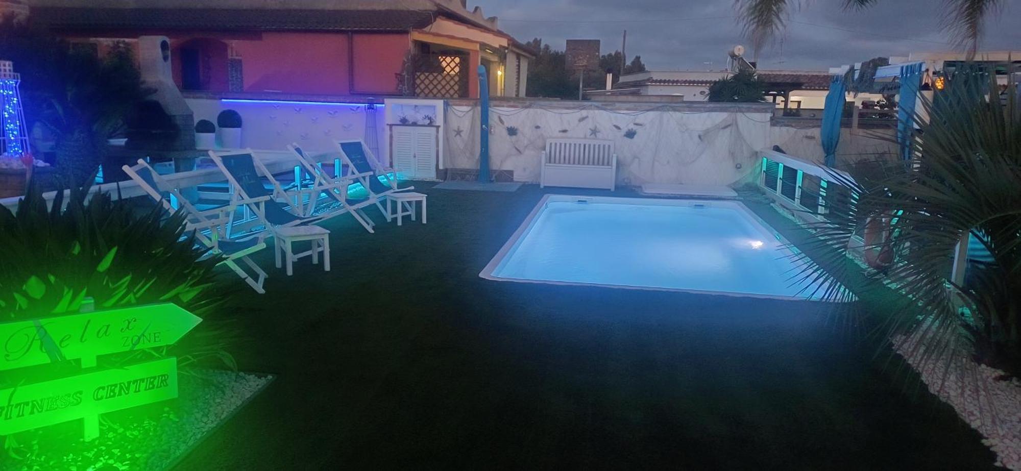 Alloggi Turistici Con Piscina Palestra Jacuzzi Sauna Anzio Ngoại thất bức ảnh